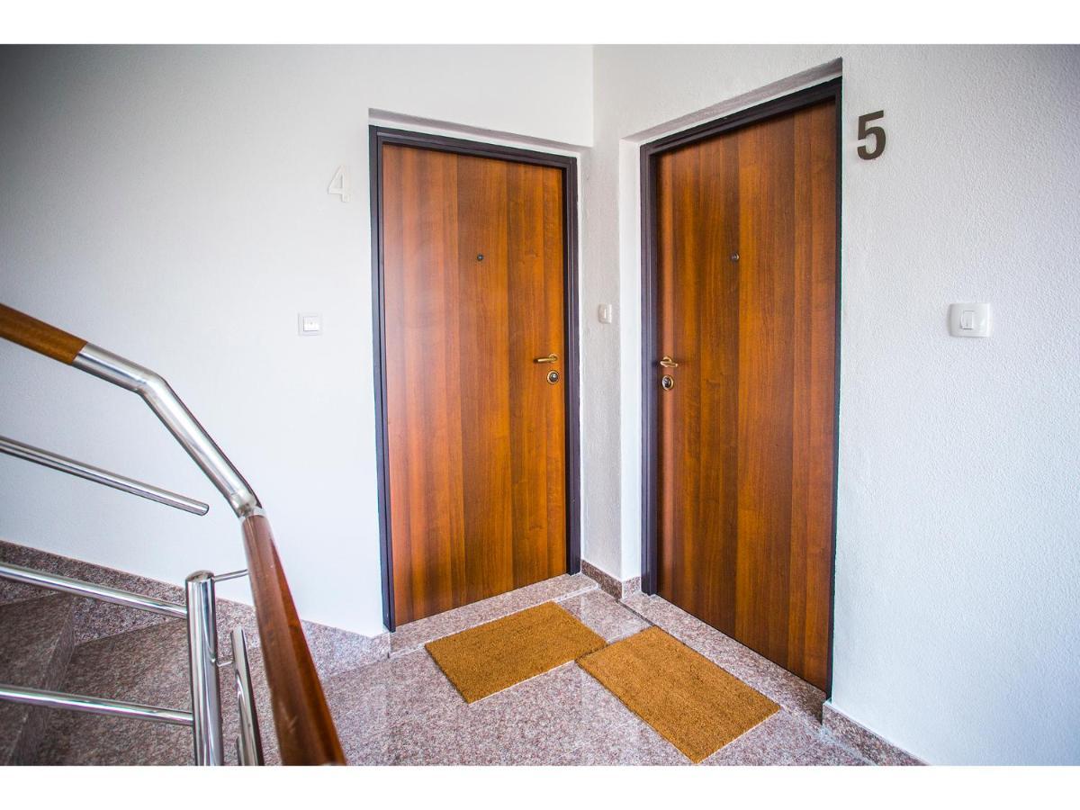 Olive Tree Apartments Сплит Экстерьер фото