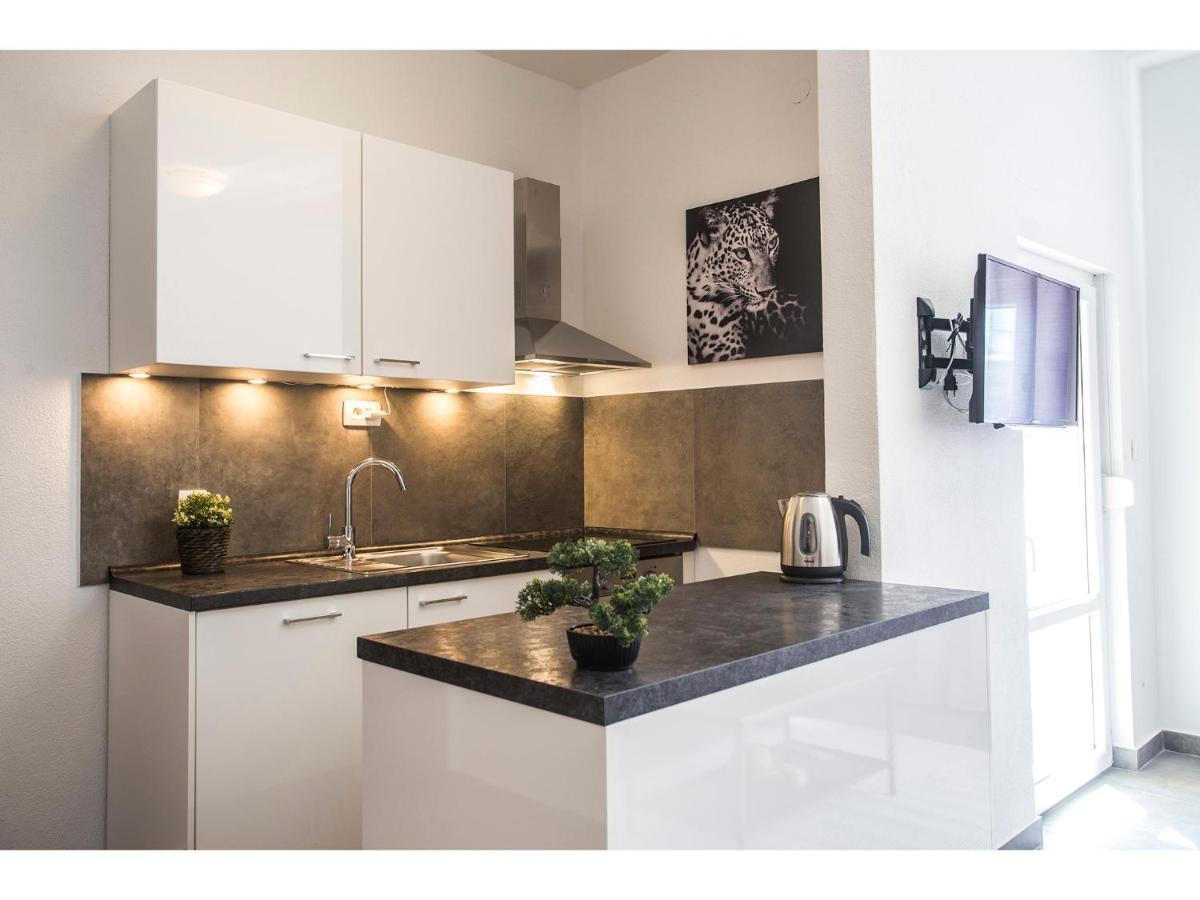 Olive Tree Apartments Сплит Экстерьер фото