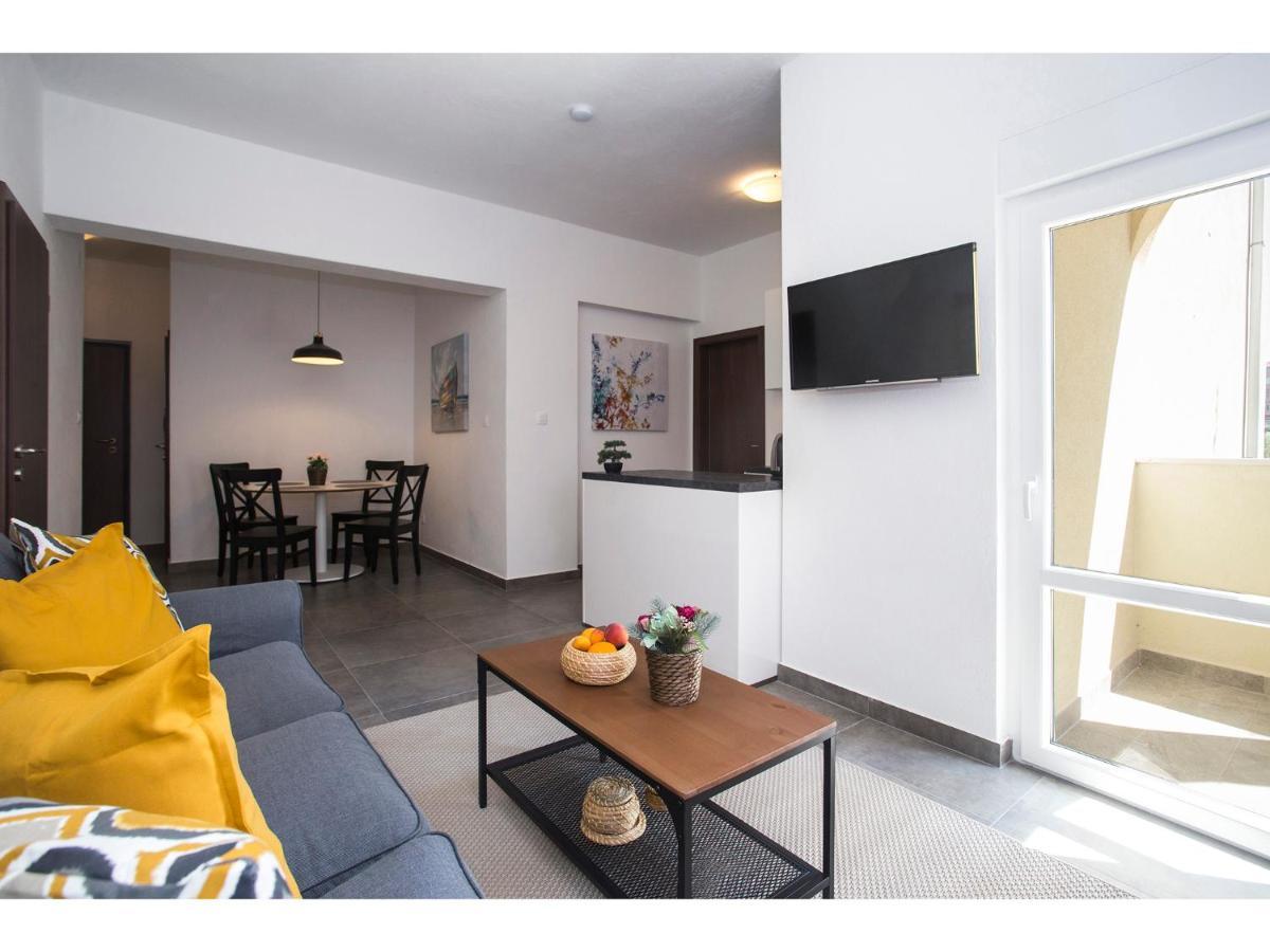 Olive Tree Apartments Сплит Экстерьер фото