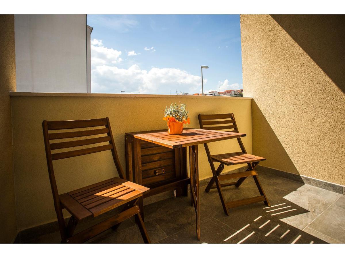 Olive Tree Apartments Сплит Экстерьер фото