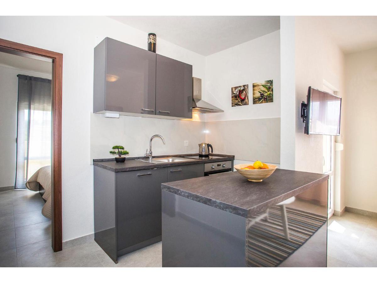 Olive Tree Apartments Сплит Экстерьер фото