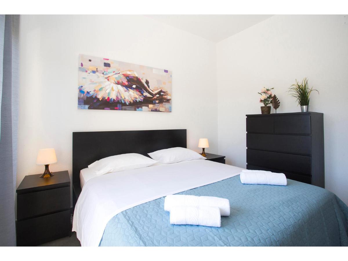 Olive Tree Apartments Сплит Экстерьер фото