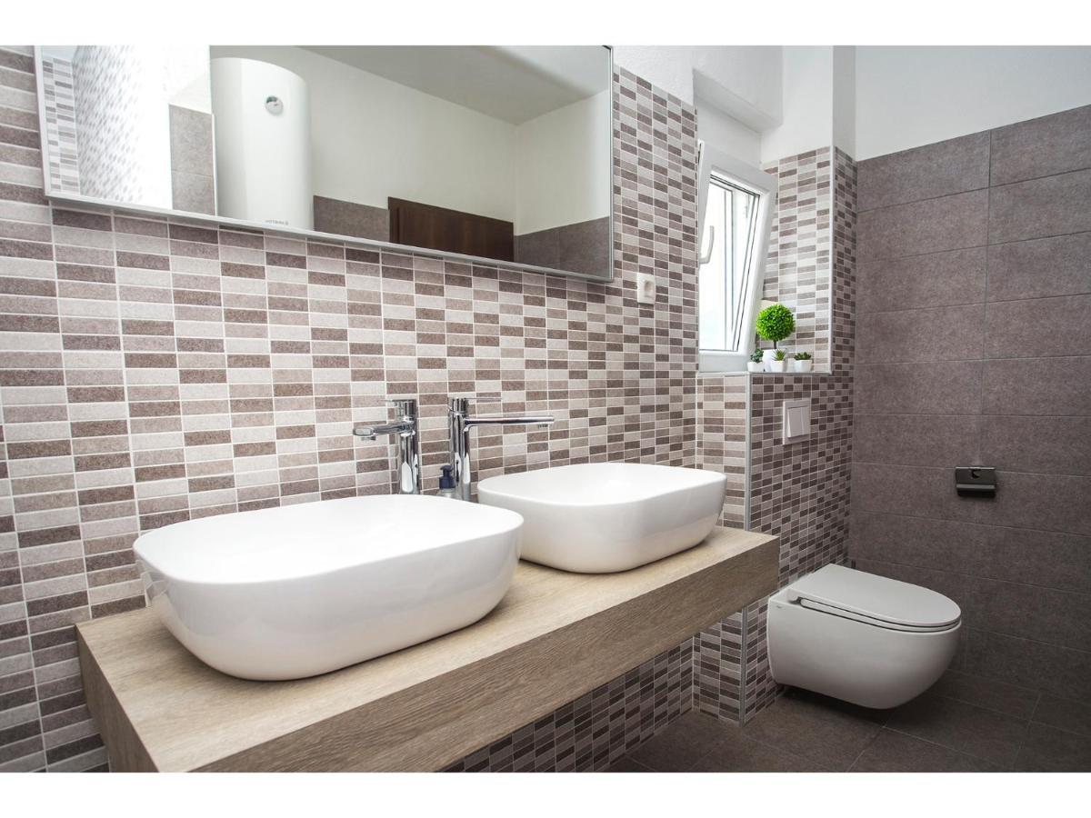 Olive Tree Apartments Сплит Экстерьер фото